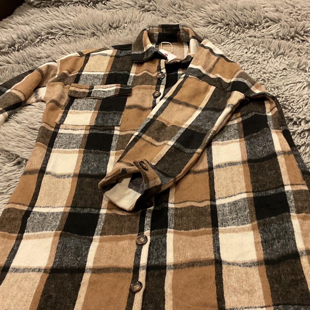 Chic Plaid Button-Up Blazer
